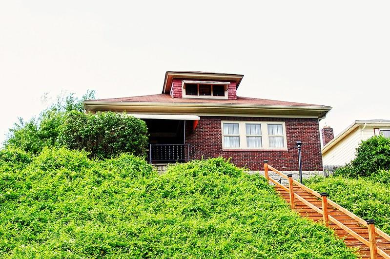 233 Friday Road Pittsburgh, PA 15209 - Photo 1 of 21 Gallery Image 1
