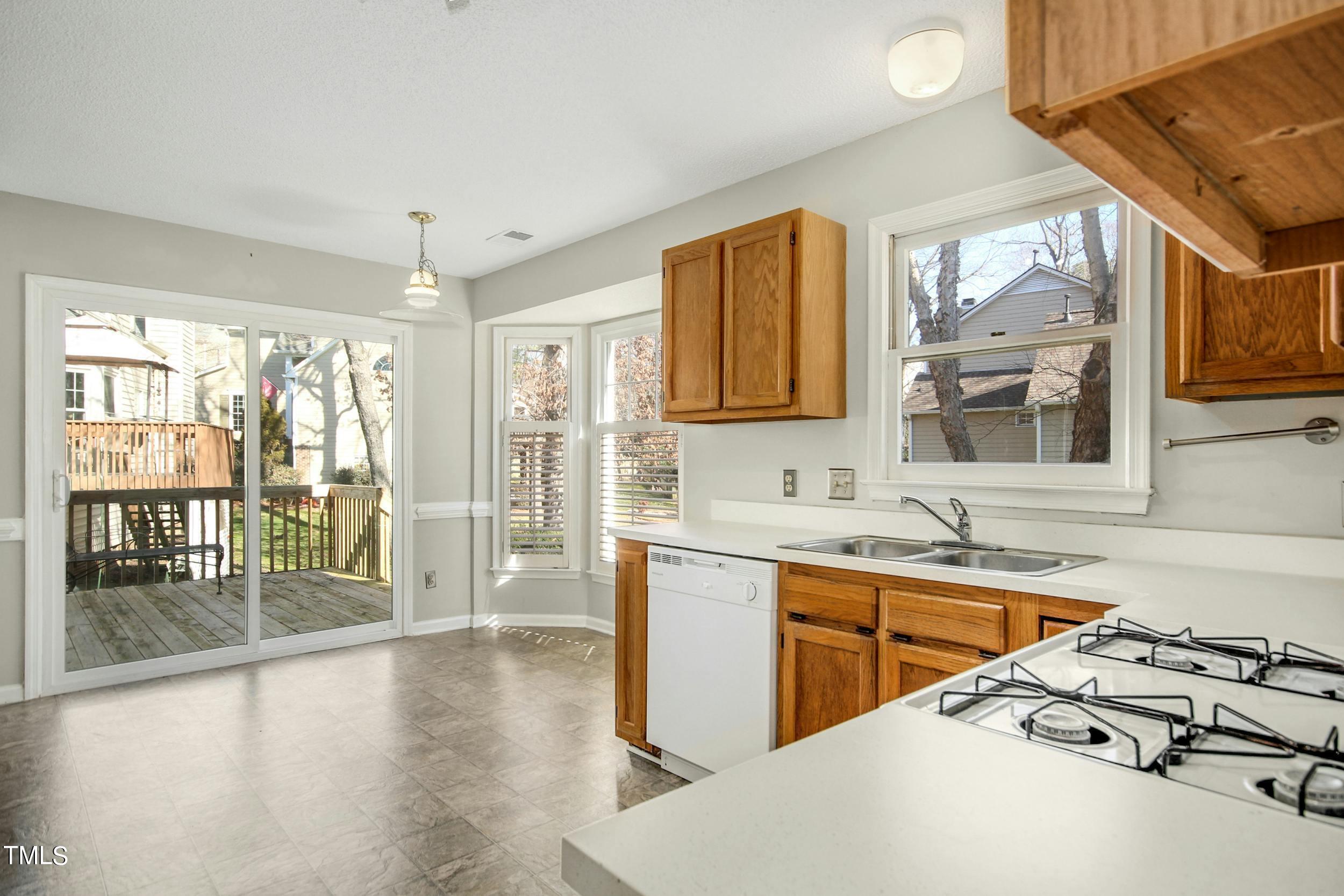 9700 Talman Court Raleigh, NC 27615 - Photo 15 of 32 014-458334-IMG_8325_HDR