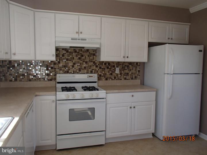 131 Estates Road Pine Hill, NJ 08021 - Photo 9 of 25