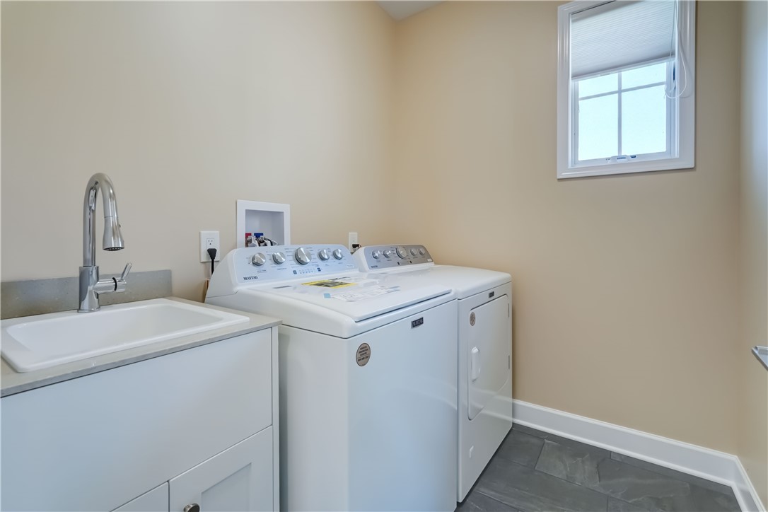 45 Armetale Luster Penfield, NY 14580 - Photo 15 of 36