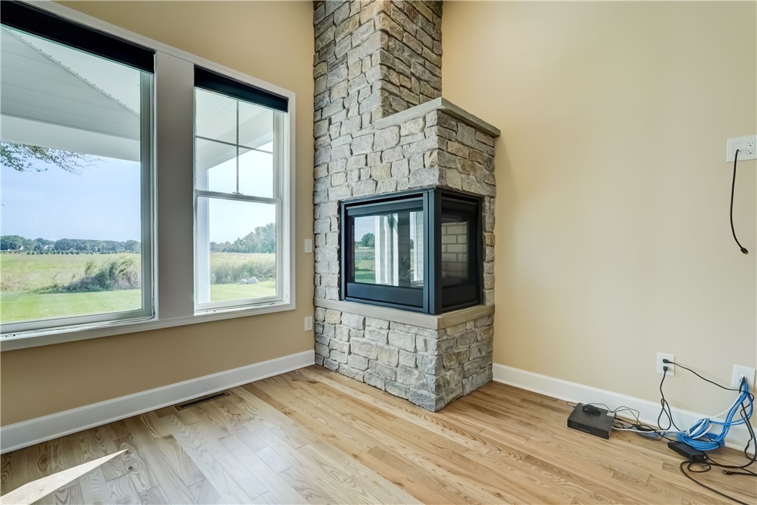 45 Armetale Luster Penfield, NY 14580 - Photo 5 of 36