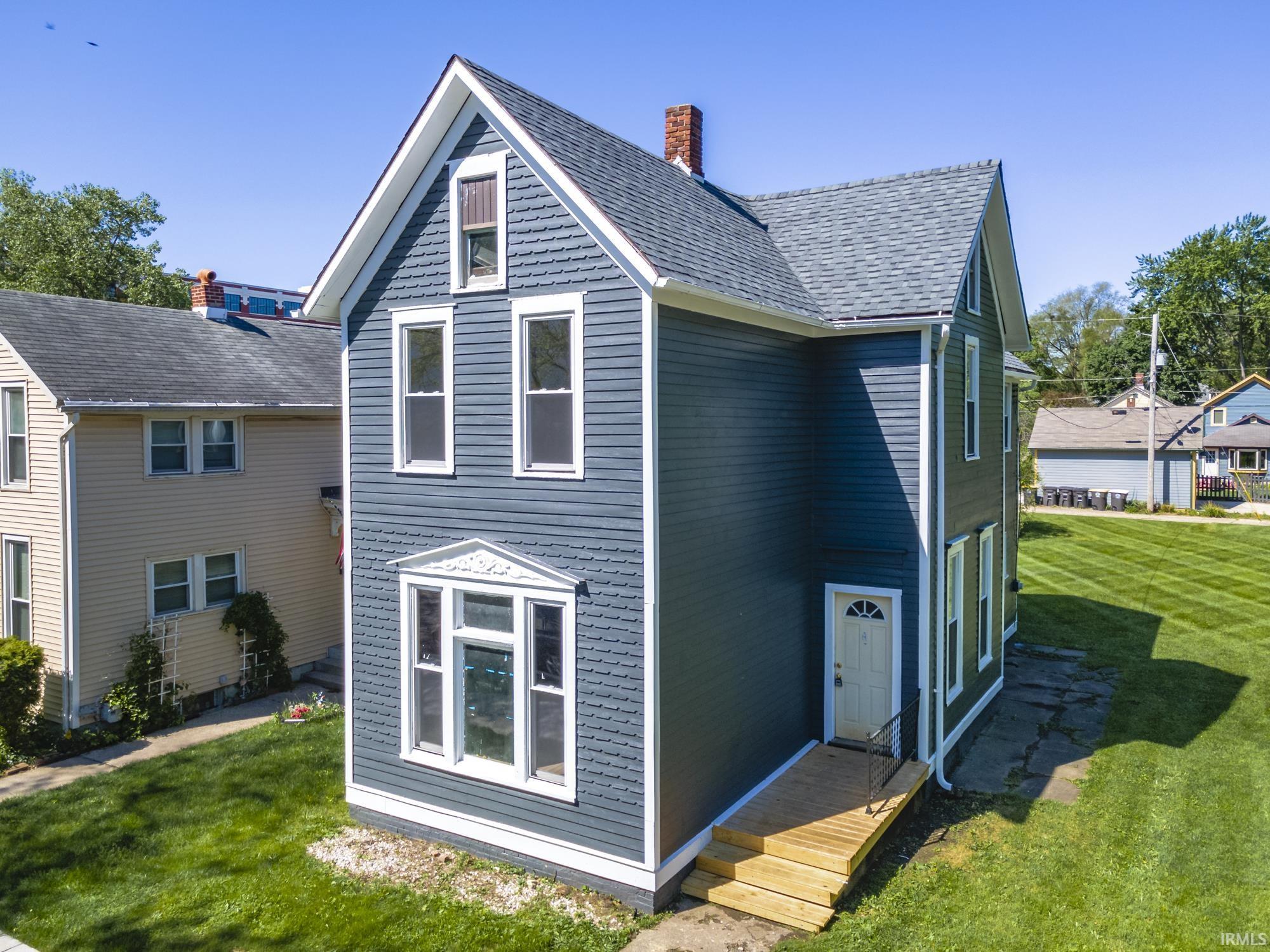 1304 Union Street Fort Wayne, IN 46802 - Photo 1 of 35