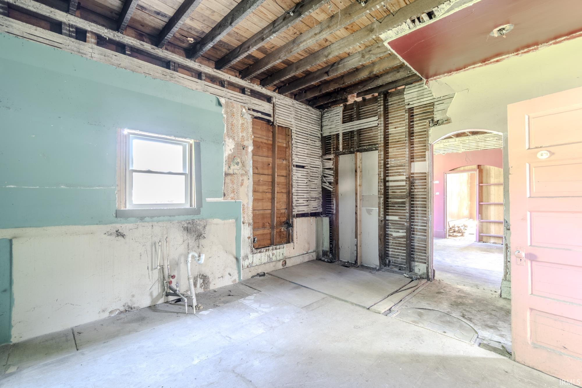 1304 Union Street Fort Wayne, IN 46802 - Photo 4 of 35