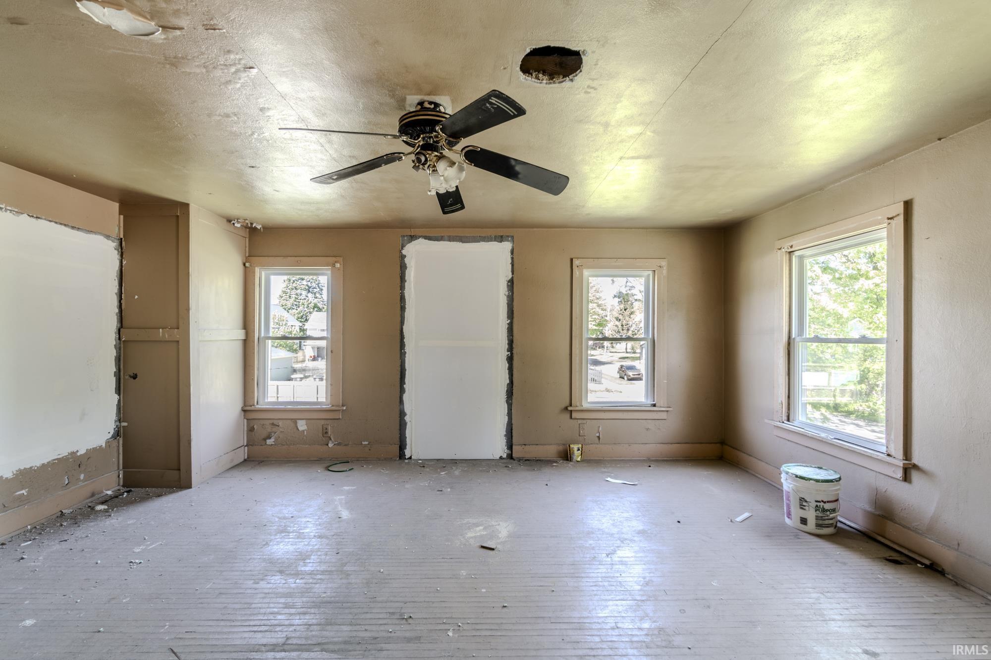 1304 Union Street Fort Wayne, IN 46802 - Photo 5 of 35