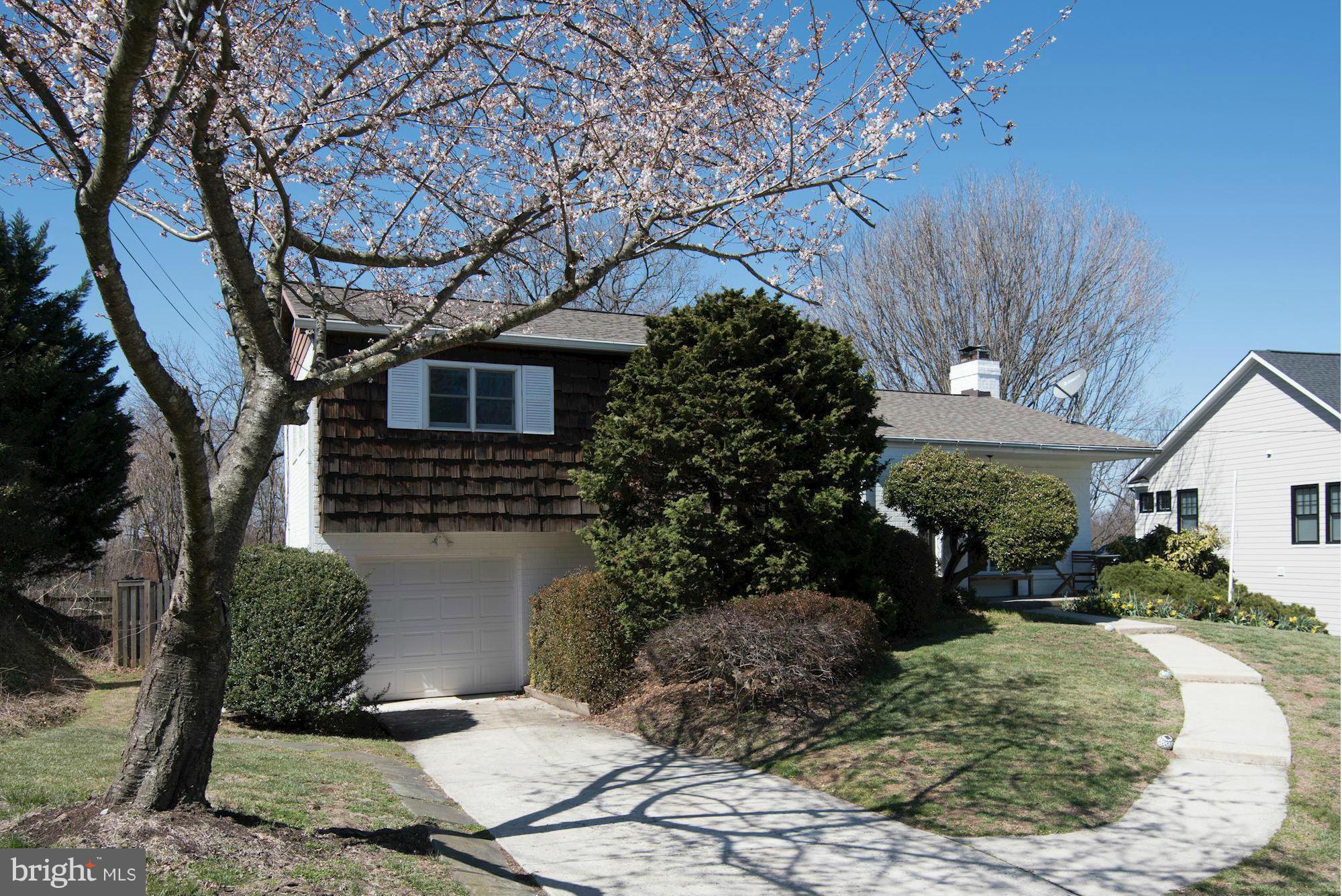 7704 Massena Road Bethesda, MD 20817 - Photo 1 of 30 Exterior (Front)