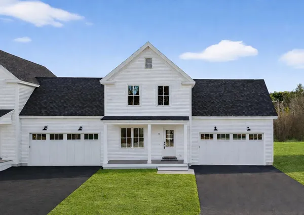 $775,000 | 12 Holbrook Farms Way, Unit 2, Scarborough, ME 04074