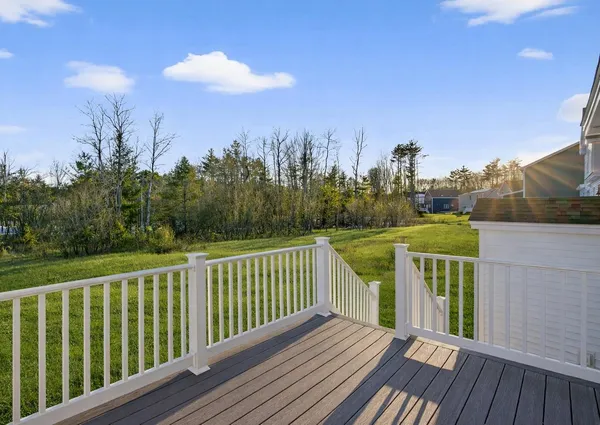 $775,000 | 12 Holbrook Farms Way, Unit 2, Scarborough, ME 04074
