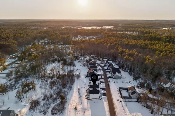 $775,000 | 12 Holbrook Farms Way, Unit 2, Scarborough, ME 04074