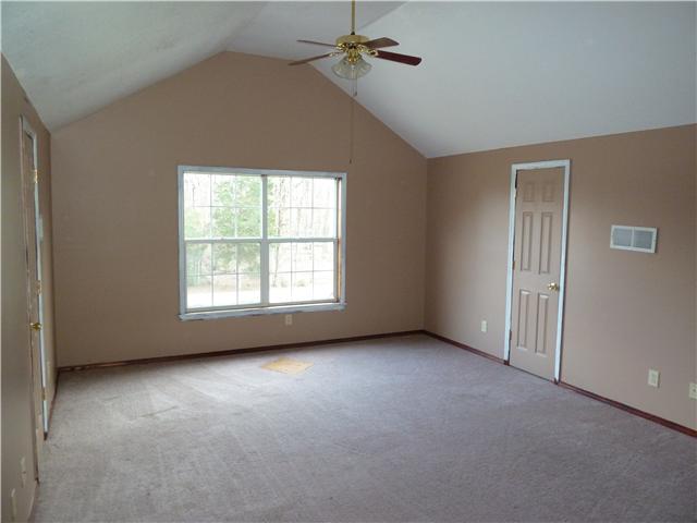 1820 Limestone Road Elora, TN 37328 - Photo 9 of 14 an empty room with windows and closet