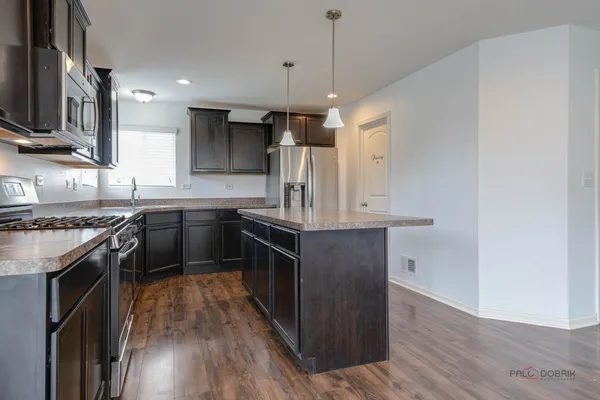 $3,700 | 202 Minuet Circle, Volo, IL 60073