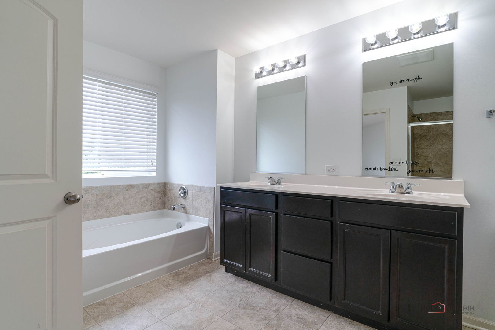 202 Minuet Circle Volo, IL 60073 - Photo 21 of 43
