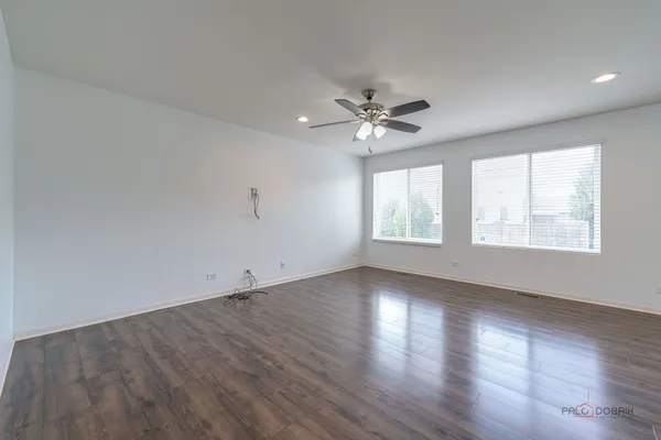 $3,700 | 202 Minuet Circle, Volo, IL 60073