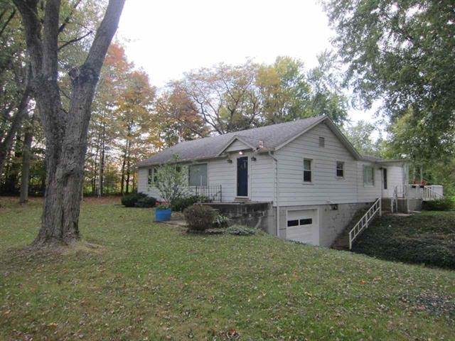 1466 North Etna Road Huntington, IN 46750 - Photo 2 of 16 Gallery Image 2