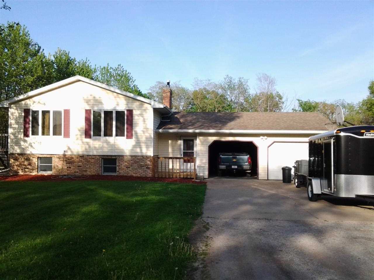8129 149th Street West Taylor Ridge, IL 61284 - Photo 1 of 20