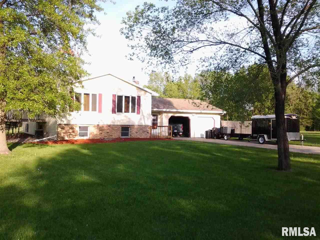 8129 149th Street West Taylor Ridge, IL 61284 - Photo 2 of 20