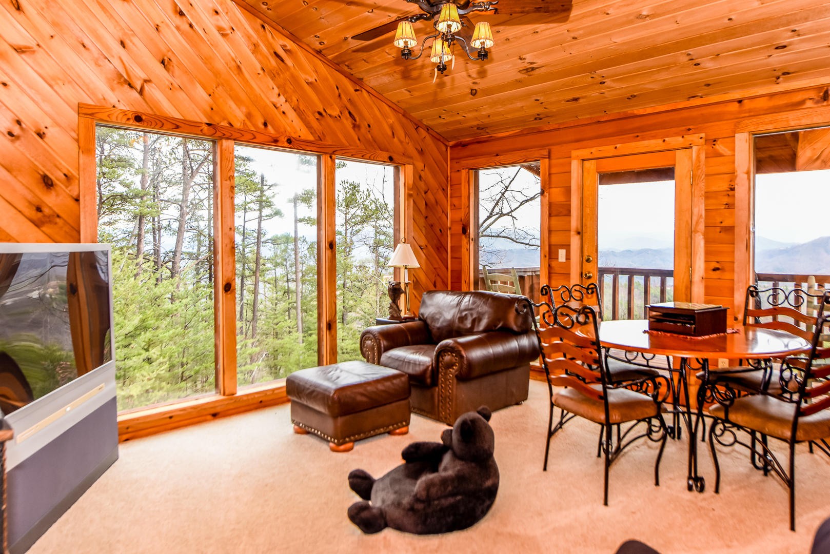 2305 Bluff Mountain Road Sevierville, TN 37876 - Photo 26 of 40 Gallery Image 26