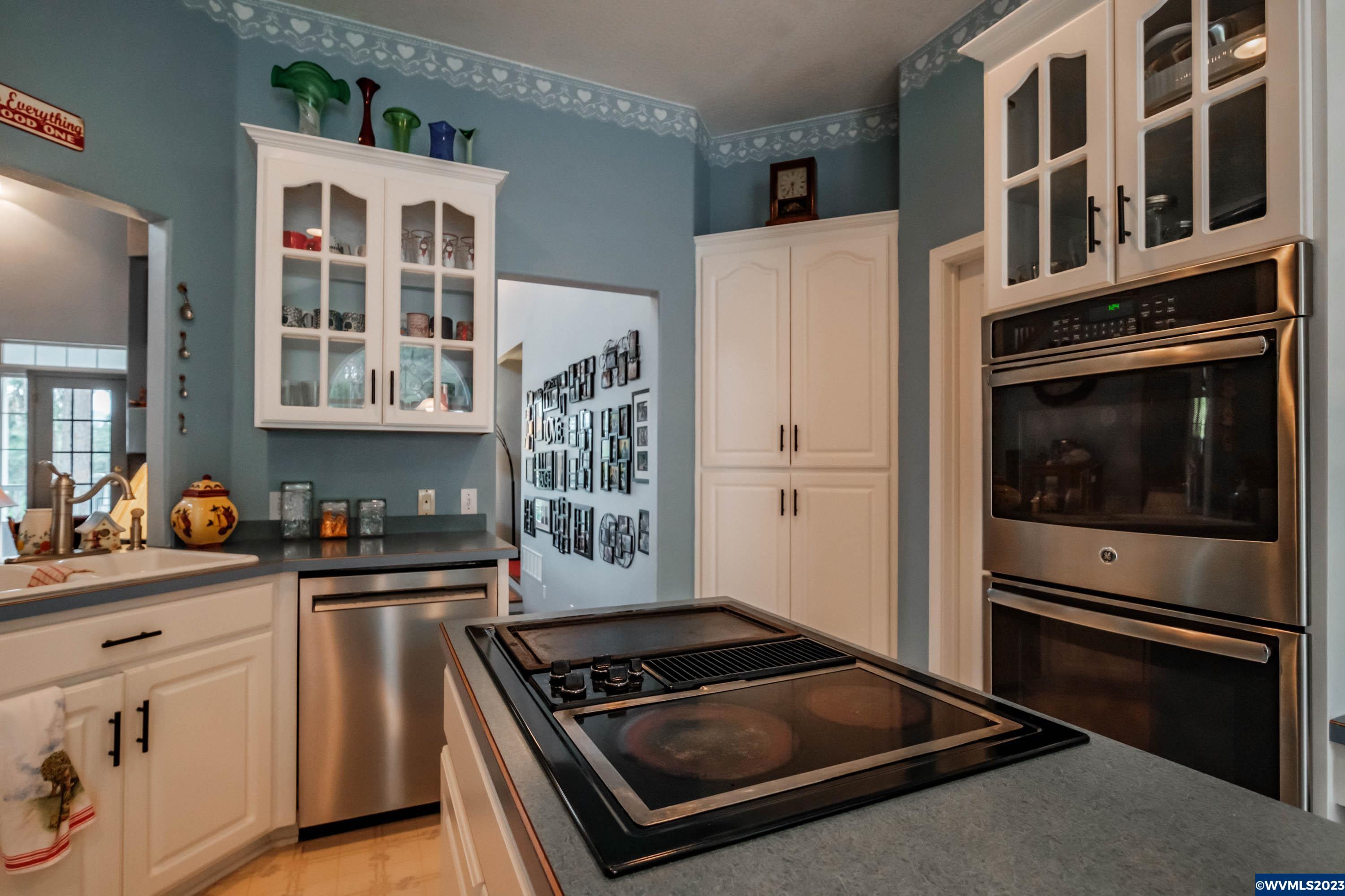 30906 Pineway Road Lebanon, OR 97355 - Photo 11 of 40 Gallery Image 11