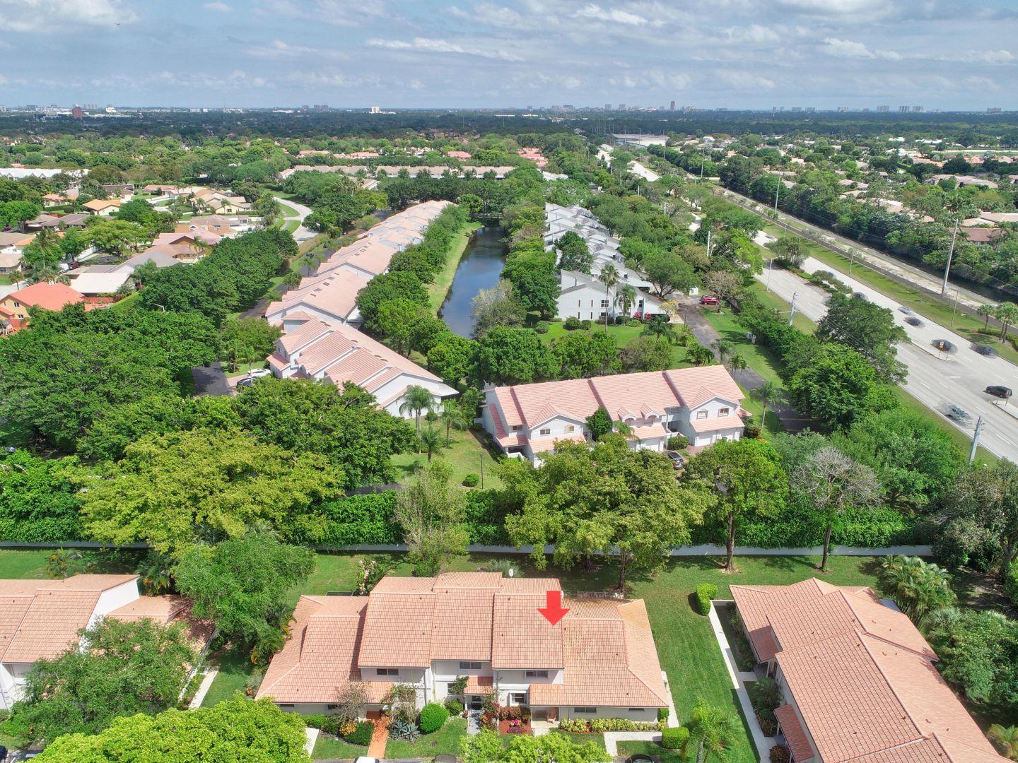6304 Walk Circle, Unit 10 Boca Raton, FL 33433 - Photo 4 of 26 Boca Walk