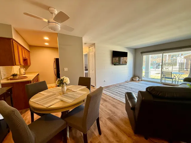 $265,000 | 108 Evelyn Lane, Unit B, Lake Geneva, WI 53147