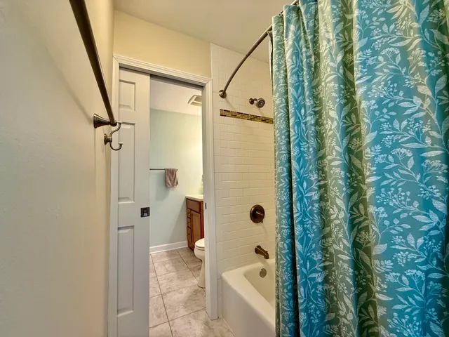 $265,000 | 108 Evelyn Lane, Unit B, Lake Geneva, WI 53147