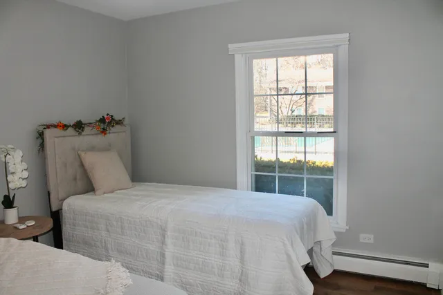 $265,000 | 108 Evelyn Lane, Unit B, Lake Geneva, WI 53147