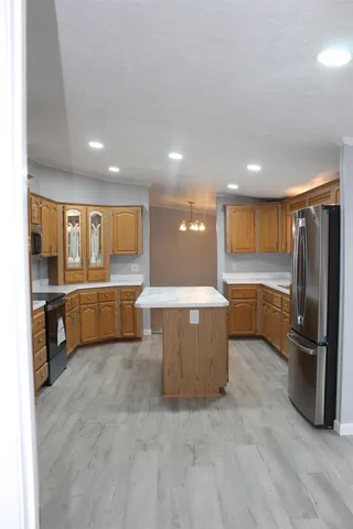 $2,850 | 6 Laura Lane, Seabrook, NH 03874