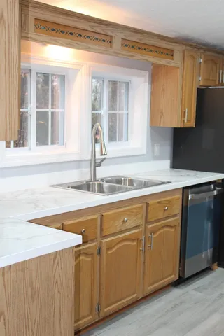 $2,850 | 6 Laura Lane, Seabrook, NH 03874