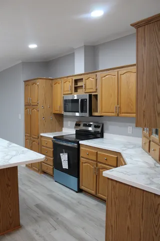 $2,850 | 6 Laura Lane, Seabrook, NH 03874