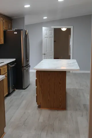 $2,850 | 6 Laura Lane, Seabrook, NH 03874