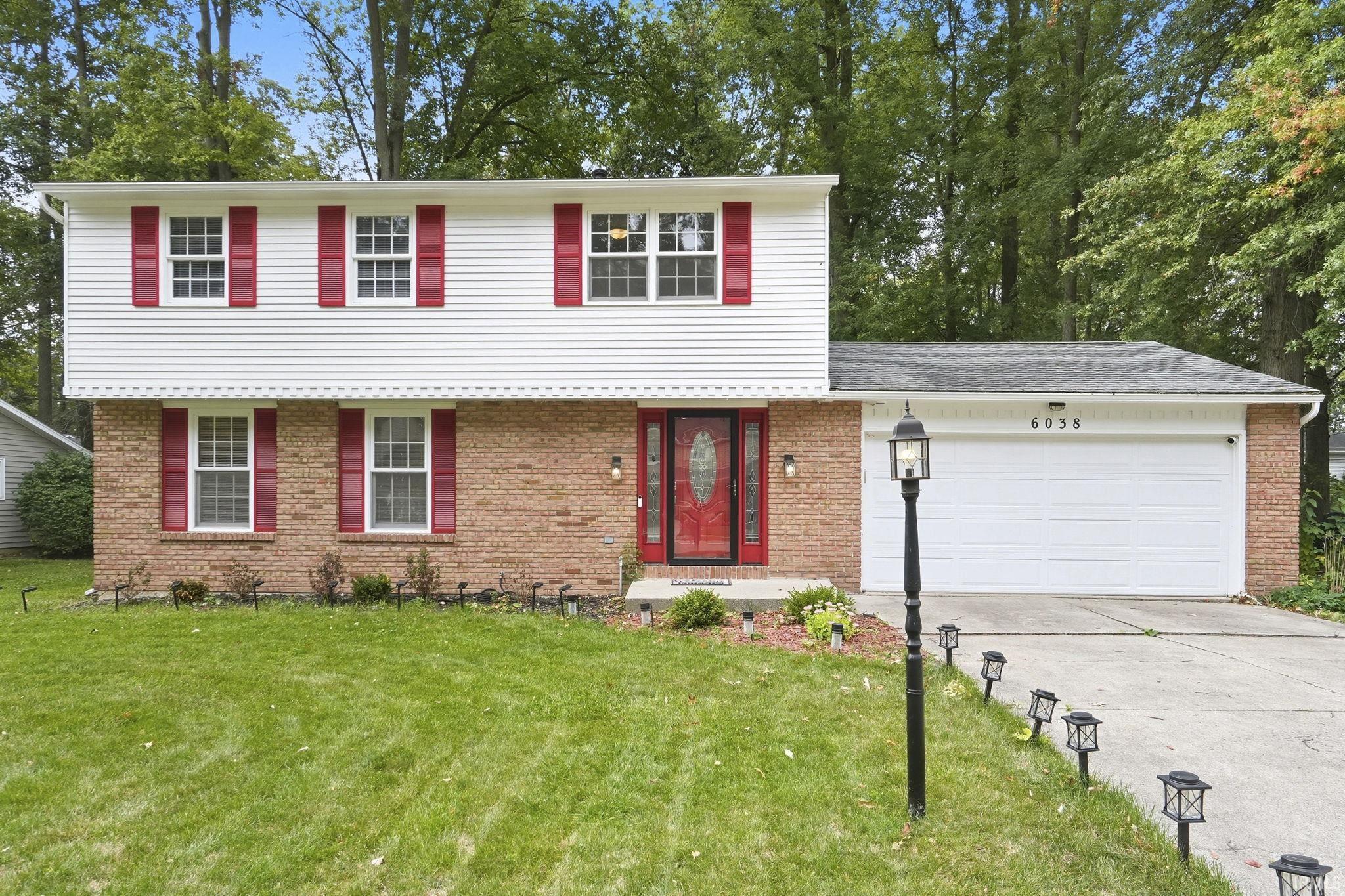 6038 Monarch Drive Fort Wayne, IN 46815 - Photo 2 of 31