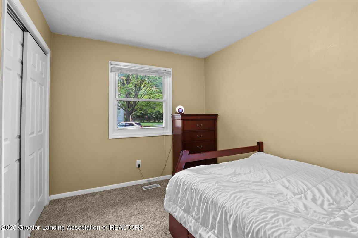4264 Kim Rye Lane Holt, MI 48842 - Photo 13 of 38 10-Photo Jun 19 2026, 7 46 01 PM