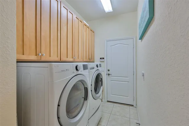 $259,900 | 2044 Sifield Greens Way, Sun City Center, FL 33573