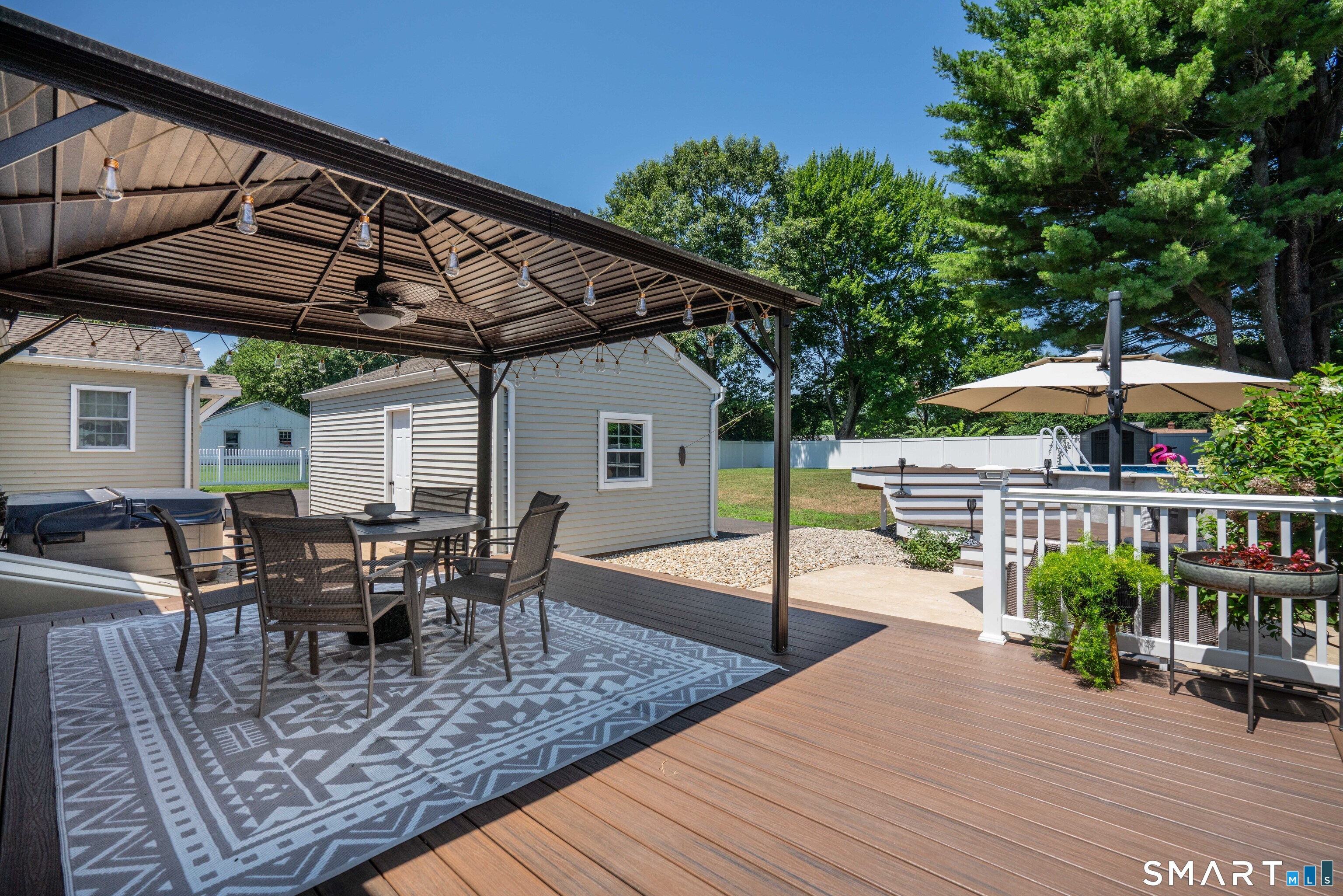355 Burnham Street Manchester, CT 06042 - Photo 30 of 40