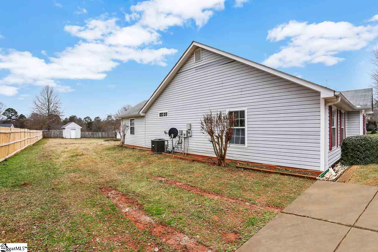 232 Furr Road Piedmont, SC 29673 - Photo 7 of 32 Gallery Image 7