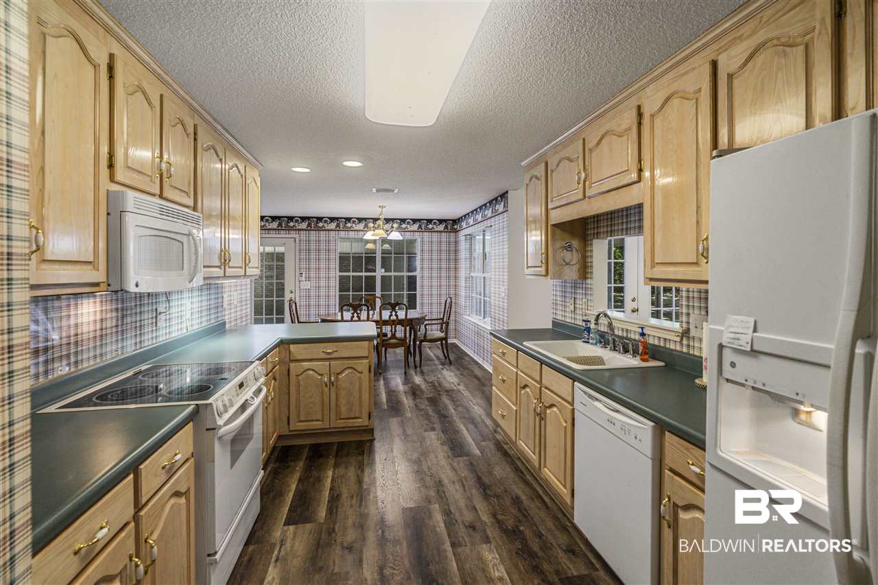 1403 Marks Avenue East Bay Minette, AL 36507 - Photo 7 of 21