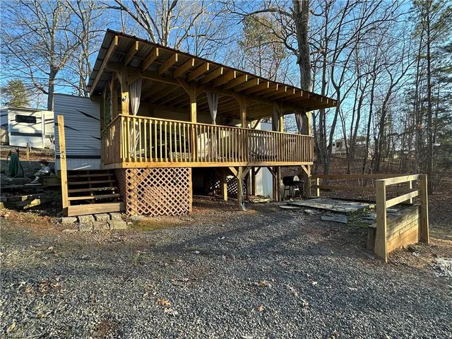 $119,900 | 121 Sparrow Lane, New London, NC 28127