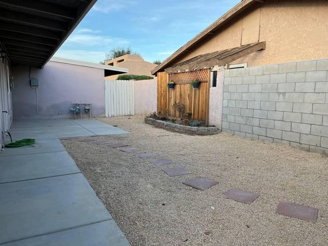 $2,075 | 73333 Santa Rosa Way, Unit B, Palm Desert, CA 92260