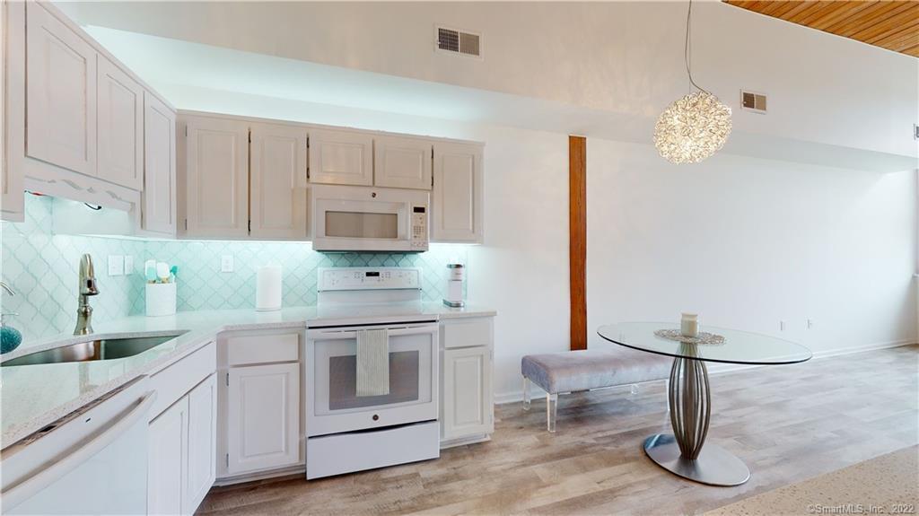 319 New Britain Road, Unit 319 Berlin, CT 06037 - Photo 1 of 1 Gallery Image 1