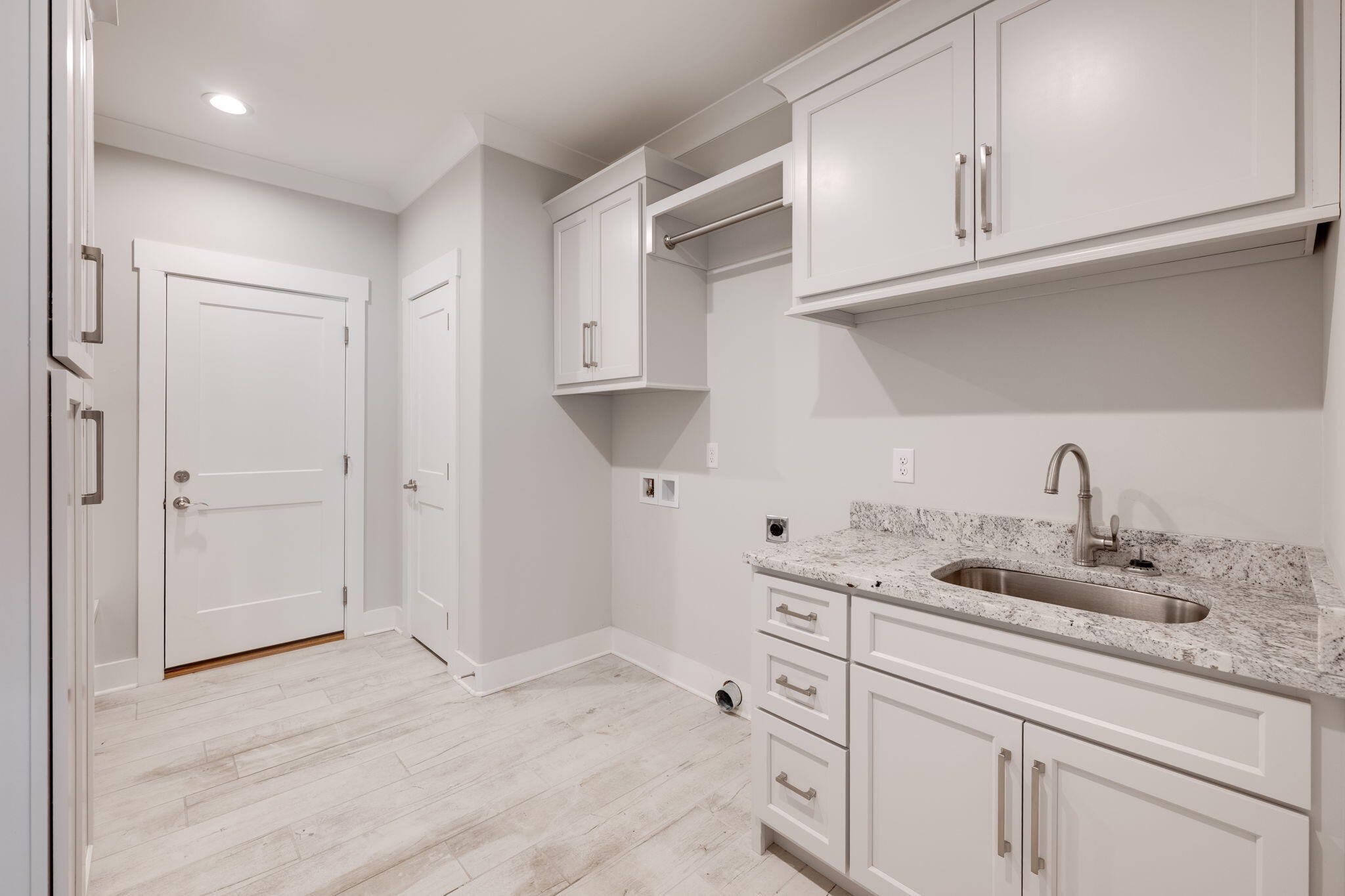 10619 Kavya Lane Apison, TN 37302 - Photo 29 of 55 Fabulous Laundry Room