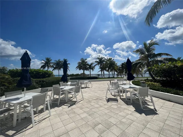 $597,000 | 5151 Collins Avenue, Unit 727, Miami Beach, FL 33140