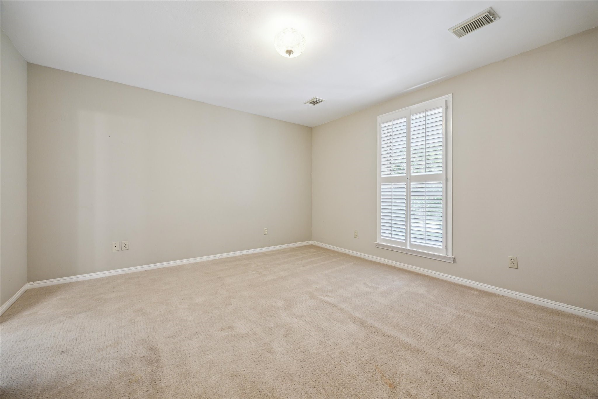 491 Oak Forest Road Bellville, TX 77418 - Photo 17 of 33 Bedroom Up