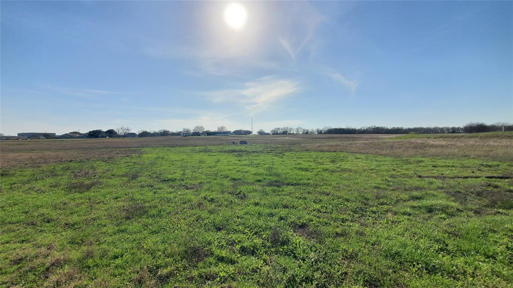 400 Highway 22 Frost, TX 76641 - Photo 16 of 40 a view of an ocean and beach