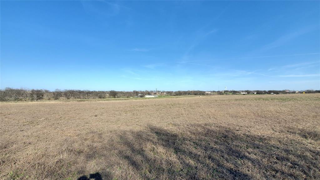 400 Highway 22 Frost, TX 76641 - Photo 29 of 40 a view of an ocean