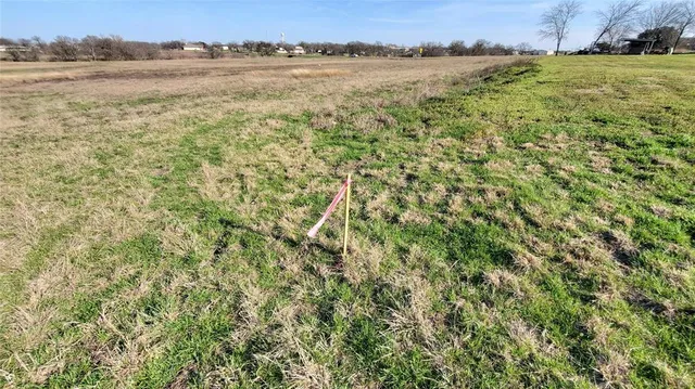 $245,000 | 400 Highway 22, Frost, TX 76641