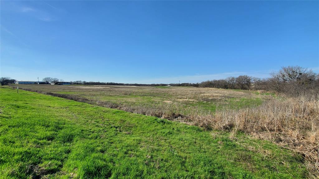 400 Highway 22 Frost, TX 76641 - Photo 5 of 40 a view of a lake with a yard