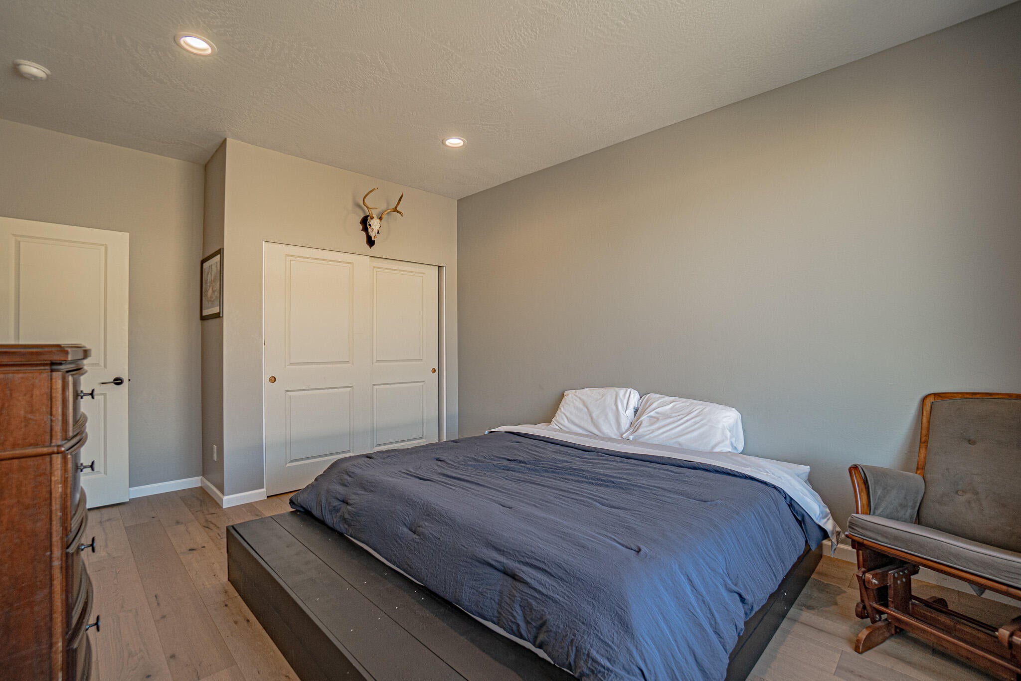 3808 Willow Springs Road Central Point, OR 97502 - Photo 21 of 27 DSC05987-HDR