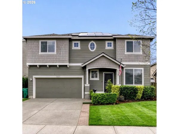 $669,999 | 15823 Southeast Basalt Court, Damascus, OR 97089