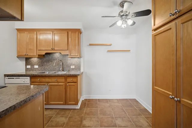 $205,000 | 675 Grove Terrace, Unit 208, Elk Grove Village, IL 60007