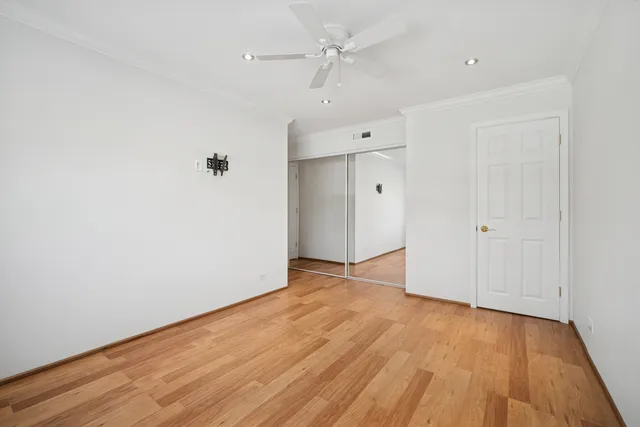 $205,000 | 675 Grove Terrace, Unit 208, Elk Grove Village, IL 60007