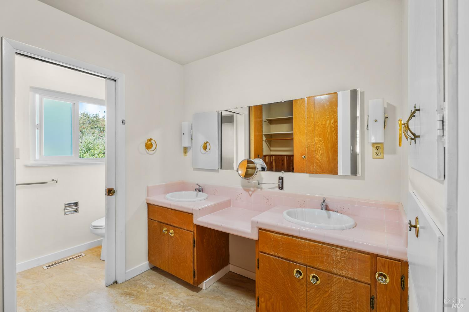 2117 Harris Court Santa Rosa, CA 95401 - Photo 46 of 62 Gallery Image 46